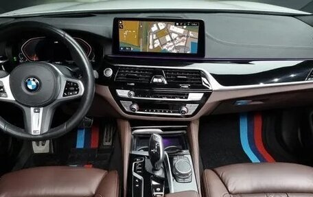BMW 5 серия, 2021 год, 5 400 000 рублей, 5 фотография