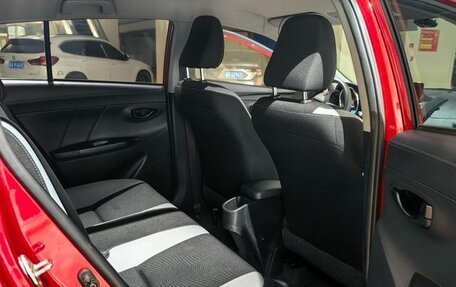 Toyota Yaris XP150 рестайлинг, 2021 год, 1 093 800 рублей, 15 фотография