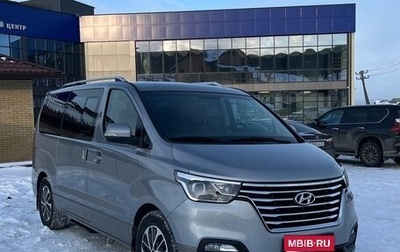 Hyundai Grand Starex Grand Starex I рестайлинг 2, 2019 год, 4 000 000 рублей, 1 фотография