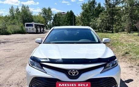 Toyota Camry, 2019 год, 3 150 000 рублей, 4 фотография