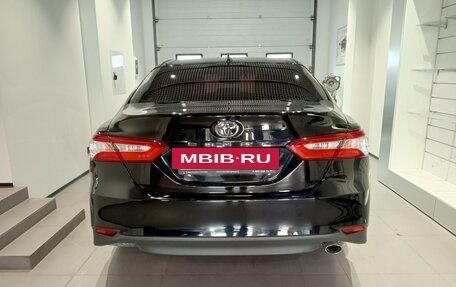 Toyota Camry, 2019 год, 2 099 000 рублей, 5 фотография