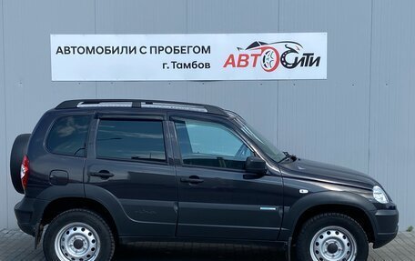 Chevrolet Niva I рестайлинг, 2018 год, 800 000 рублей, 4 фотография