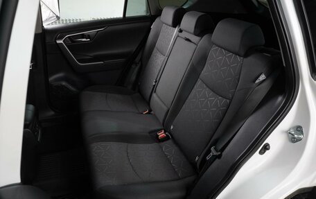 Toyota RAV4, 2021 год, 3 729 000 рублей, 9 фотография