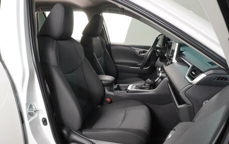 Toyota RAV4, 2021 год, 3 729 000 рублей, 8 фотография