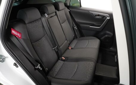 Toyota RAV4, 2021 год, 3 729 000 рублей, 7 фотография