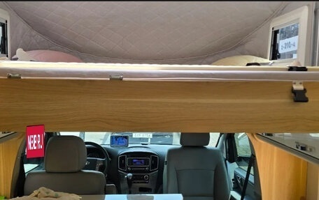 Hyundai Grand Starex Grand Starex I рестайлинг 2, 2021 год, 4 950 000 рублей, 9 фотография