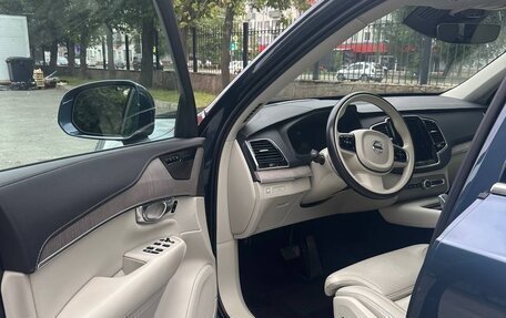 Volvo XC90 II рестайлинг, 2021 год, 5 600 000 рублей, 13 фотография