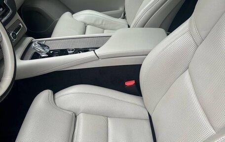 Volvo XC90 II рестайлинг, 2021 год, 5 600 000 рублей, 16 фотография