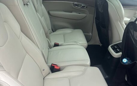 Volvo XC90 II рестайлинг, 2021 год, 5 600 000 рублей, 26 фотография