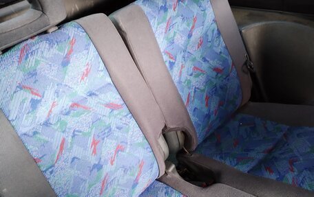 Toyota RAV4, 1998 год, 350 000 рублей, 11 фотография