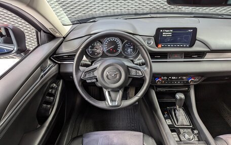 Mazda 6, 2020 год, 2 600 000 рублей, 27 фотография