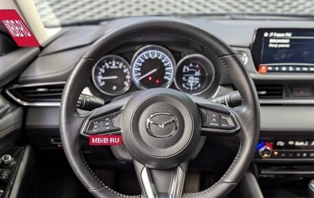 Mazda 6, 2020 год, 2 600 000 рублей, 28 фотография