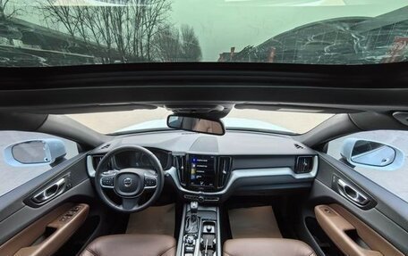 Volvo XC60 II, 2021 год, 2 340 800 рублей, 8 фотография