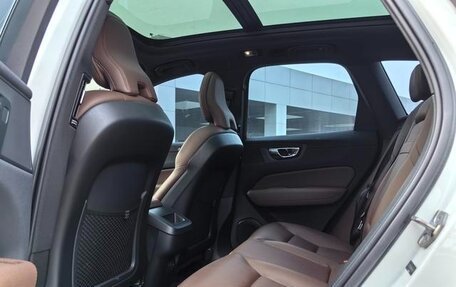 Volvo XC60 II, 2021 год, 2 340 800 рублей, 10 фотография