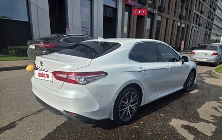 Toyota Camry, 2022 год, 3 500 000 рублей, 6 фотография