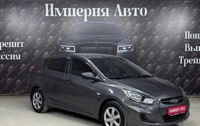 Hyundai Solaris II рестайлинг, 2013 год, 910 000 рублей, 1 фотография