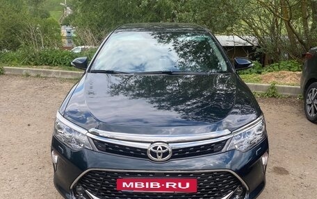 Toyota Camry, 2017 год, 2 690 000 рублей, 6 фотография