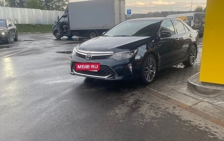 Toyota Camry, 2017 год, 2 690 000 рублей, 5 фотография
