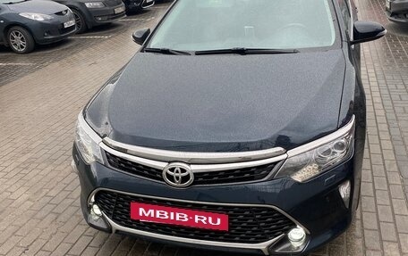 Toyota Camry, 2017 год, 2 690 000 рублей, 7 фотография