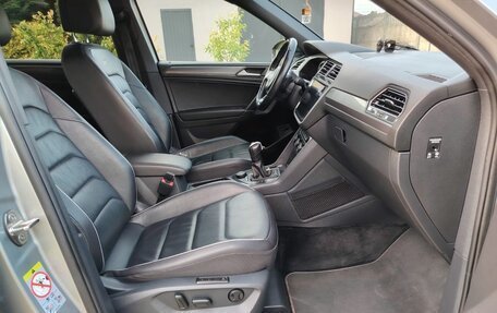 Volkswagen Tiguan II, 2020 год, 3 100 000 рублей, 8 фотография