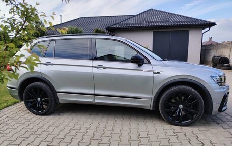 Volkswagen Tiguan II, 2020 год, 3 100 000 рублей, 7 фотография