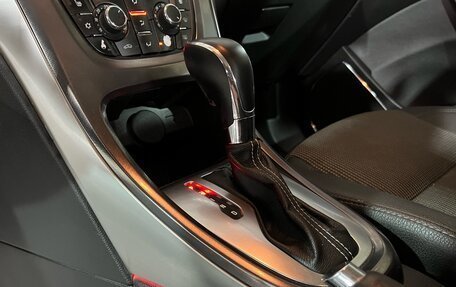 Opel Astra J, 2011 год, 700 000 рублей, 17 фотография