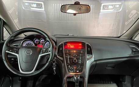 Opel Astra J, 2011 год, 700 000 рублей, 14 фотография