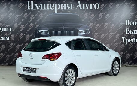 Opel Astra J, 2011 год, 700 000 рублей, 11 фотография