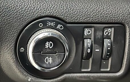 Opel Astra J, 2011 год, 700 000 рублей, 16 фотография