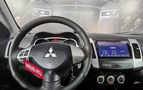 Mitsubishi Outlander III рестайлинг 3, 2008 год, 955 000 рублей, 19 фотография