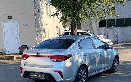 KIA Rio IV, 2018 год, 1 300 000 рублей, 8 фотография