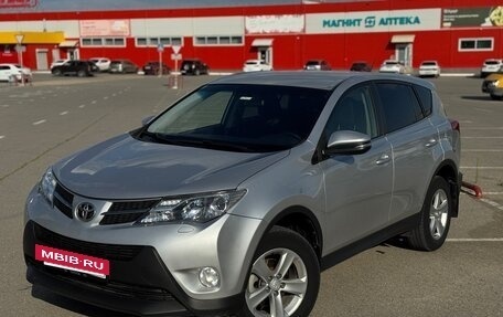 Toyota RAV4, 2013 год, 1 830 000 рублей, 3 фотография