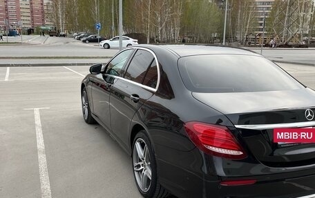 Mercedes-Benz E-Класс, 2019 год, 3 700 000 рублей, 5 фотография