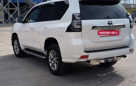 Toyota Land Cruiser Prado 150 рестайлинг 2, 2018 год, 5 900 000 рублей, 4 фотография