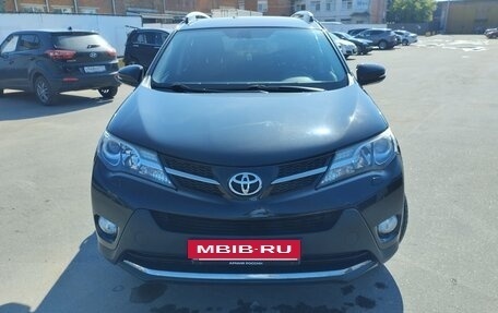Toyota RAV4, 2014 год, 2 180 000 рублей, 3 фотография