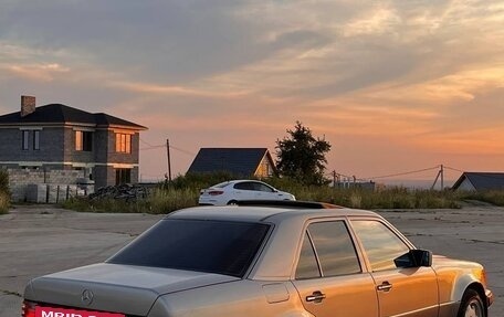 Mercedes-Benz W124, 1990 год, 430 000 рублей, 2 фотография