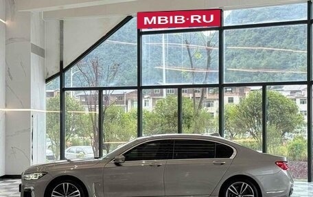 BMW 7 серия, 2021 год, 4 580 000 рублей, 3 фотография