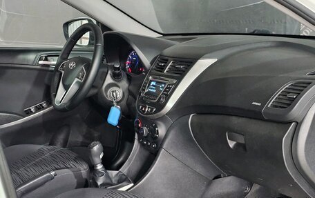 Hyundai Solaris II рестайлинг, 2014 год, 845 000 рублей, 20 фотография