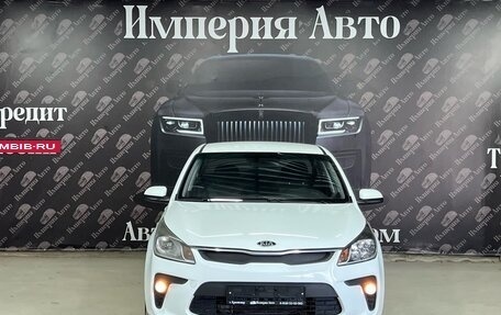 KIA Rio IV, 2018 год, 940 000 рублей, 2 фотография