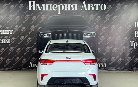 KIA Rio IV, 2018 год, 940 000 рублей, 6 фотография