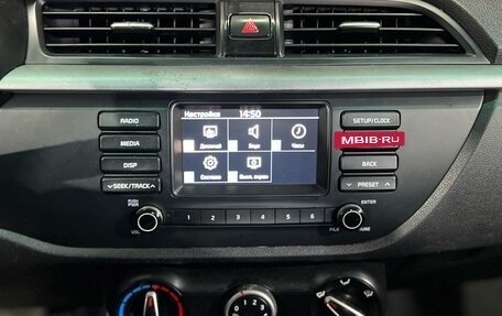 KIA Rio IV, 2018 год, 940 000 рублей, 22 фотография