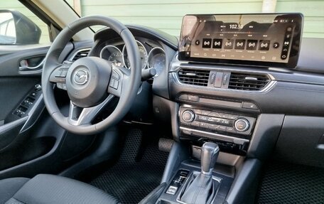 Mazda 6, 2015 год, 1 740 000 рублей, 16 фотография
