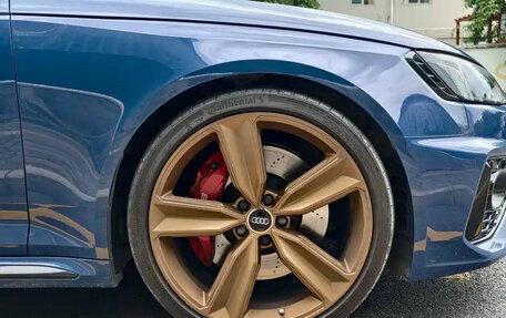 Audi RS 4, 2023 год, 11 фотография