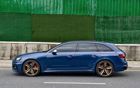 Audi RS 4, 2023 год, 3 фотография