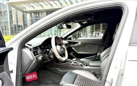 Audi RS 4, 2021 год, 5 650 596 рублей, 6 фотография
