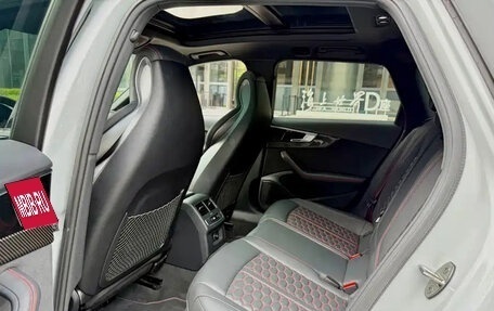 Audi RS 4, 2021 год, 5 650 596 рублей, 9 фотография
