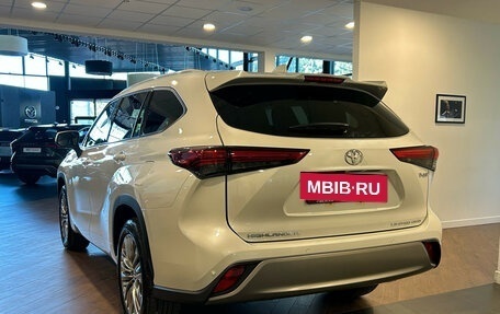 Toyota Highlander, 2025 год, 5 450 000 рублей, 2 фотография