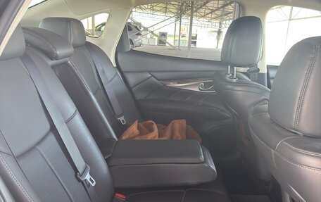 Nissan Fuga II, 2013 год, 950 000 рублей, 12 фотография
