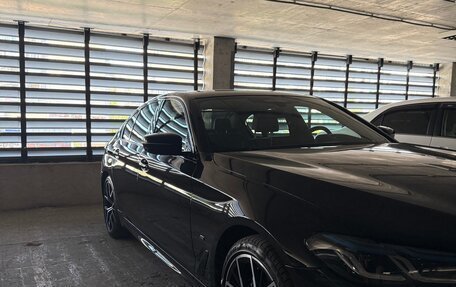 BMW 5 серия, 2021 год, 6 100 000 рублей, 2 фотография