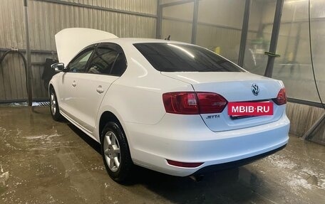 Volkswagen Jetta VI, 2013 год, 750 000 рублей, 7 фотография